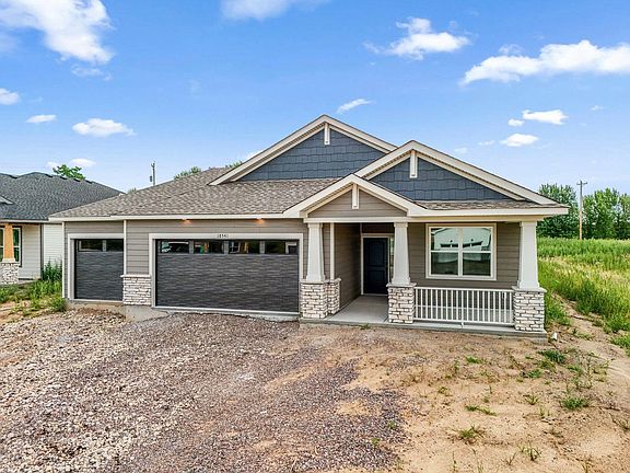 2nd image of 18541 Fillmore Cir NW