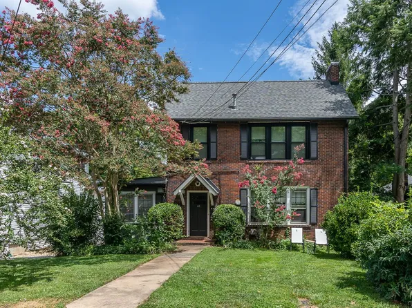 61 Linden Ave #4, Asheville, NC 28801
