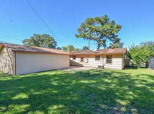 5902 Belneath St, Houston, TX 77033