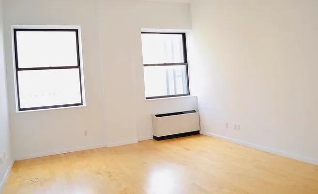 Rented by Level Group | media 1