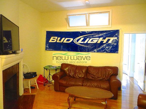5th image of 41 Bay State Rd #1