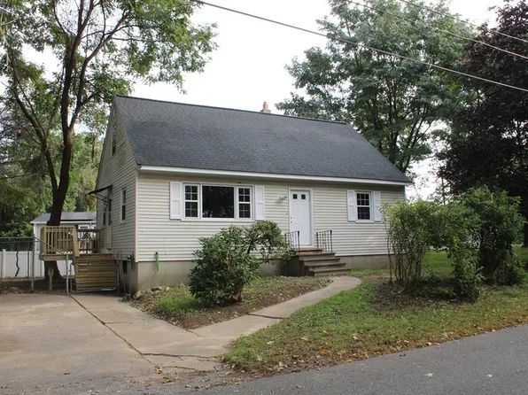 1 Kelly St, Haverhill, MA 01832