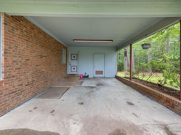 4th image of 1418 S Mineral Springs Rd