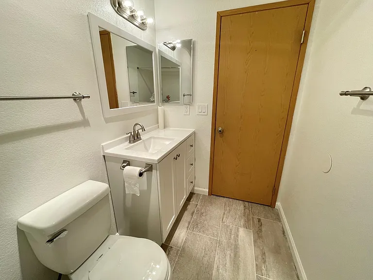 12038 31st Ave NE #202 — Photo 8