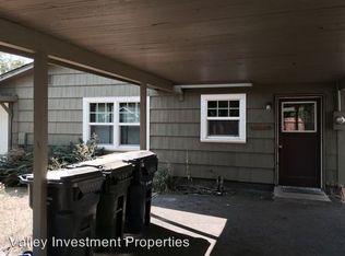 1241 1/2 Coburg Rd, Eugene, OR 97401