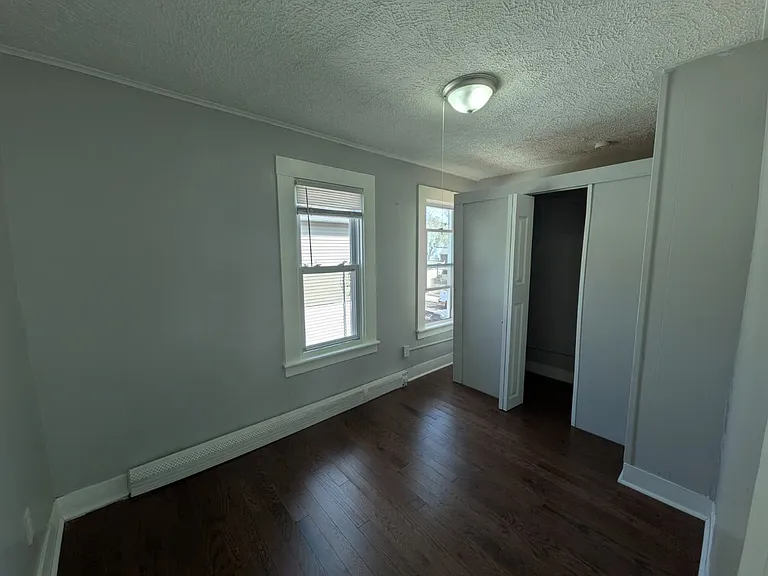 15 Alton St #1-2 — Photo 6
