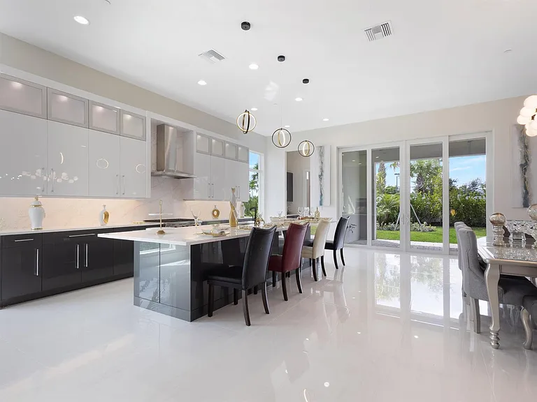 9124 Coral Isles Cir — Photo 26