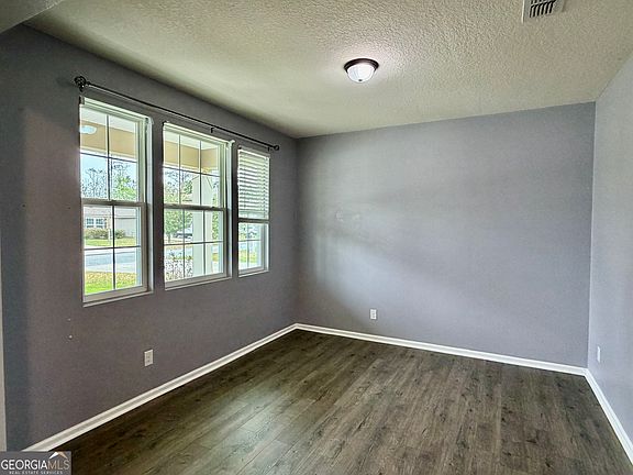 2nd image of 215 Brooklet Circle St