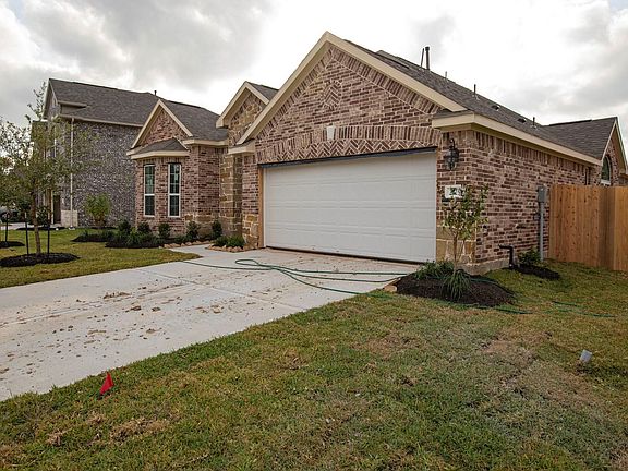 2nd image of 21251 Lucknow Ln