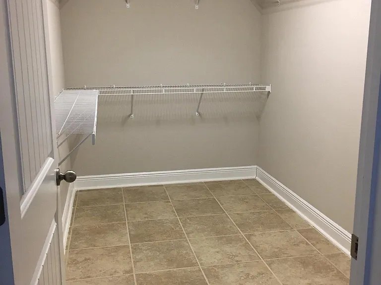 6354 Cattle Dr — Photo 10