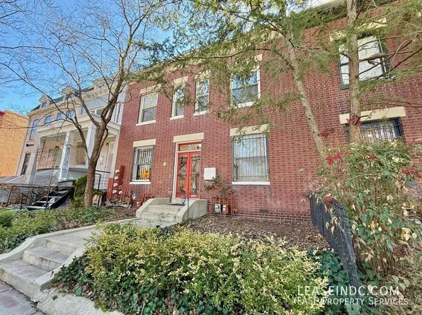 1239 C St SE APT 3, Washington, DC 20003