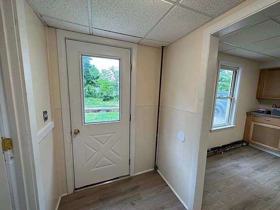 5th image of 7 Somerset St #1