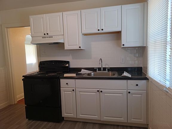 2nd image of 8105 Washington St