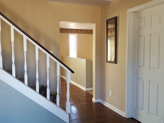 Foyer Beautiful Staircase