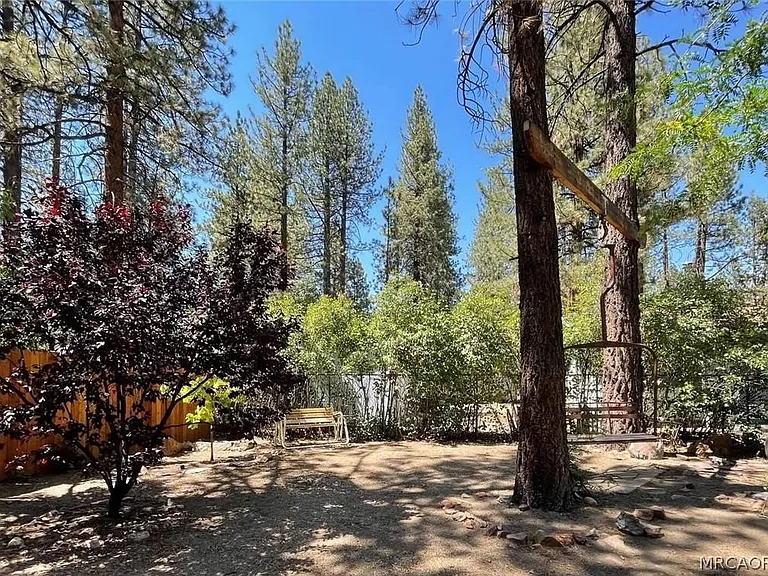 925 Anita Ave — Photo 37