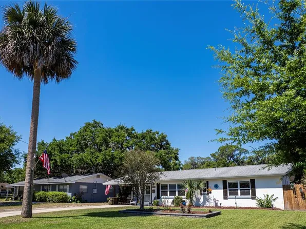 1207 Orange Ave, Tavares, FL 32778