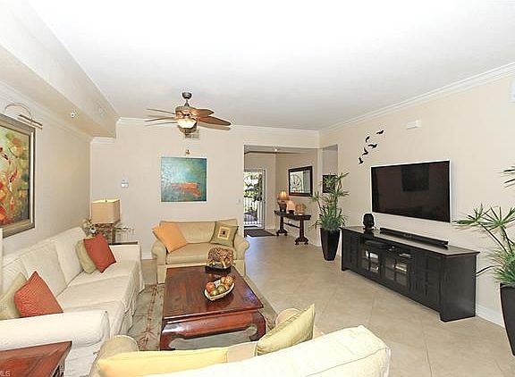 4th image of 2080 Aberdeen Ln Unit 102