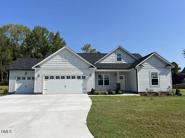 1st image of 111 Lynn Ln