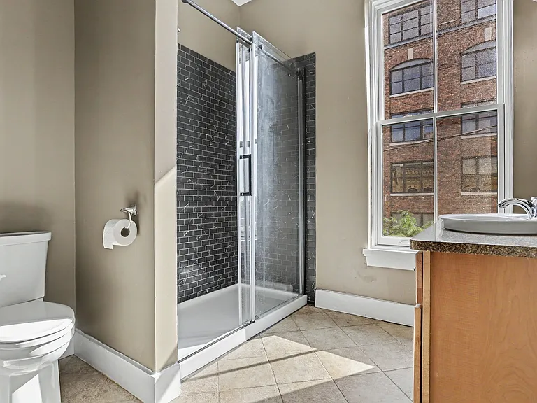 280 E Michigan Ave — Photo 11