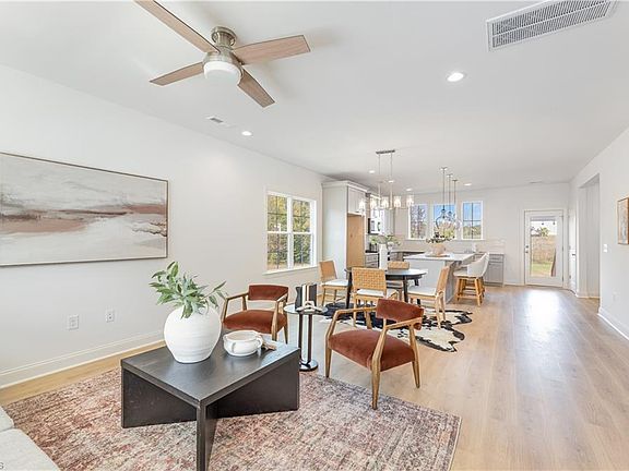 5th image of 123 Rierson Farms Ct