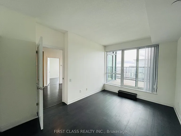 5168 Yonge St #Penthouse 305 — Photo 13