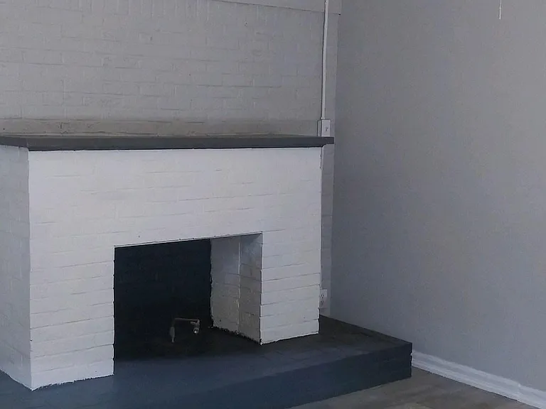 970 Maple Dr — Photo 4