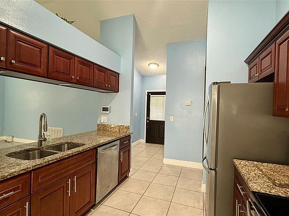 2nd image of 2482 Quail Run Blvd N