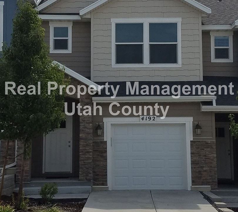 1st image of 4192 N Cresthaven Ln
