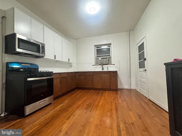 1313 S 9th St Floor 1, Philadelphia, PA 19147