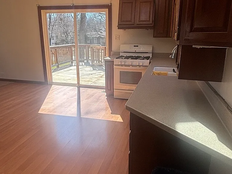 7718 Butternut Ct — Photo 5