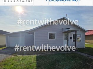 612 E Washington St, Winchester, IN 47394