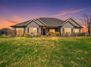 18020 Cindys Ln, Justin, TX 76247