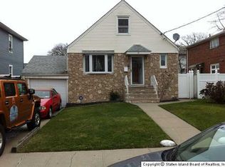 37 N North Ave, Staten Island, NY 10302