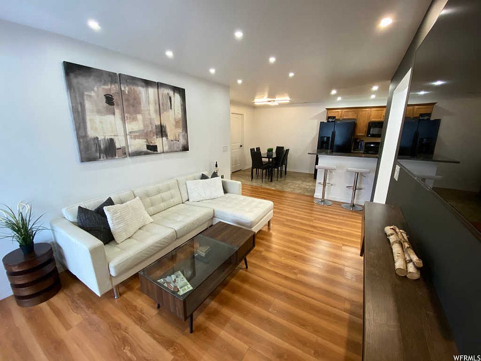 1st image of 864 E Bristle Pine Pl APT 30