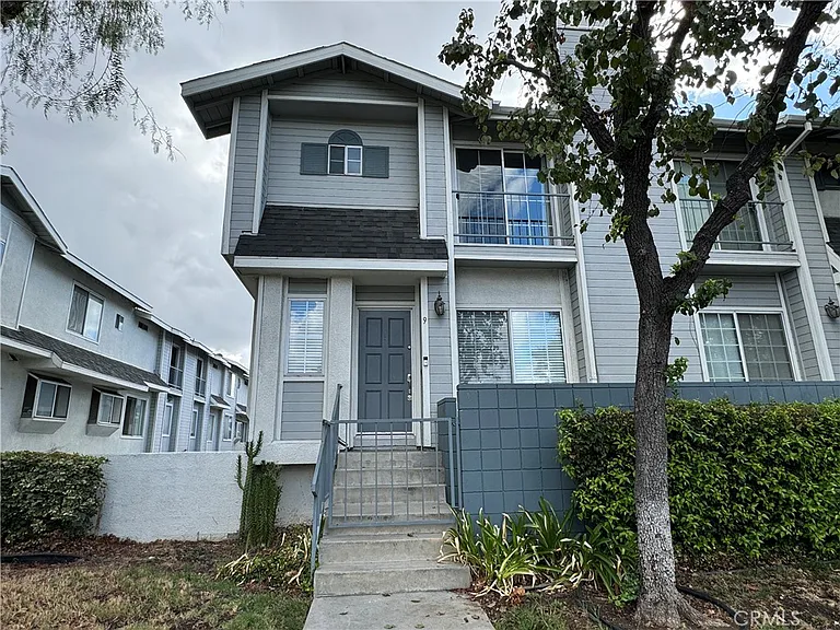 7430 Corbin Ave #9 — Photo 1