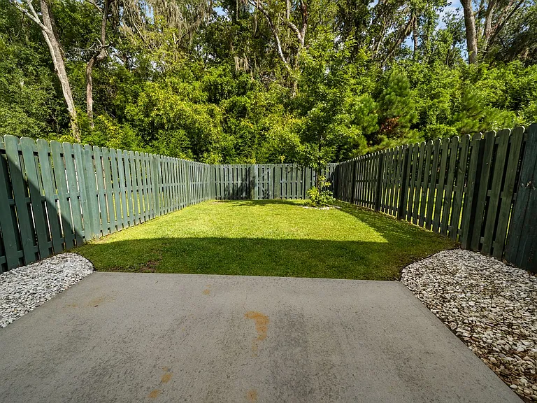 147 Ainsdale Dr — Photo 38