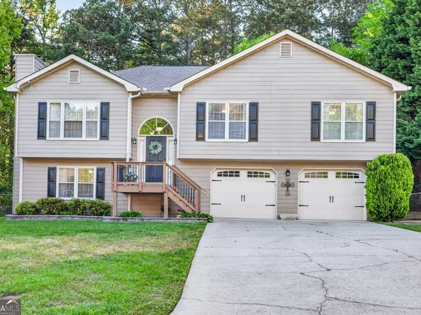 1440 Chalet Cir, Lawrenceville, GA 30043