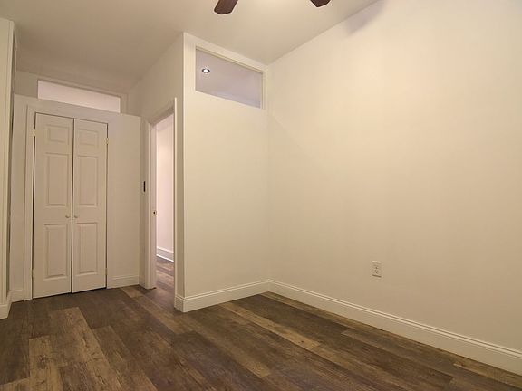 3rd image of 818 Manhattan Ave APT 4
