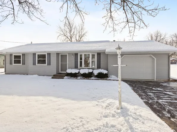 3123 N Hills Blvd, Adrian, MI 49221