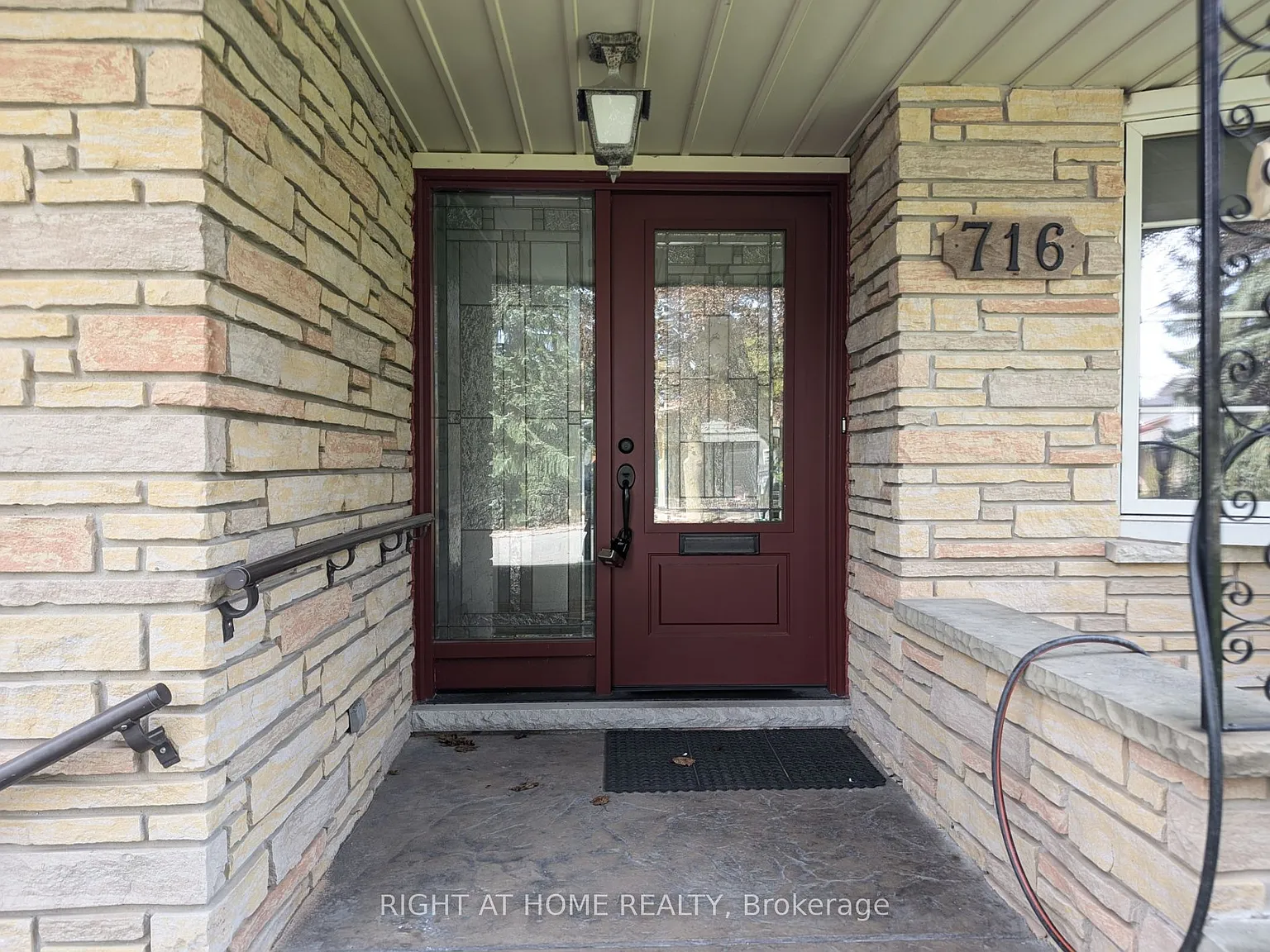 3 bed, $2,800 — Photo 2