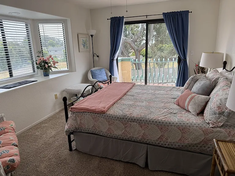 1277 Belridge St #2A — Photo 7