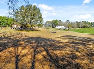 131 Circle Dr, Sumrall, MS 39482