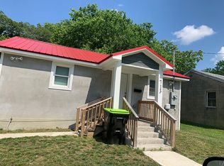 713 Champion St, Henderson, NC 27536
