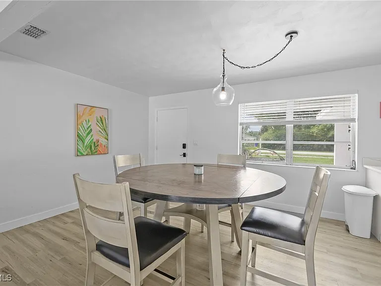 1661 Coronado Rd — Photo 3