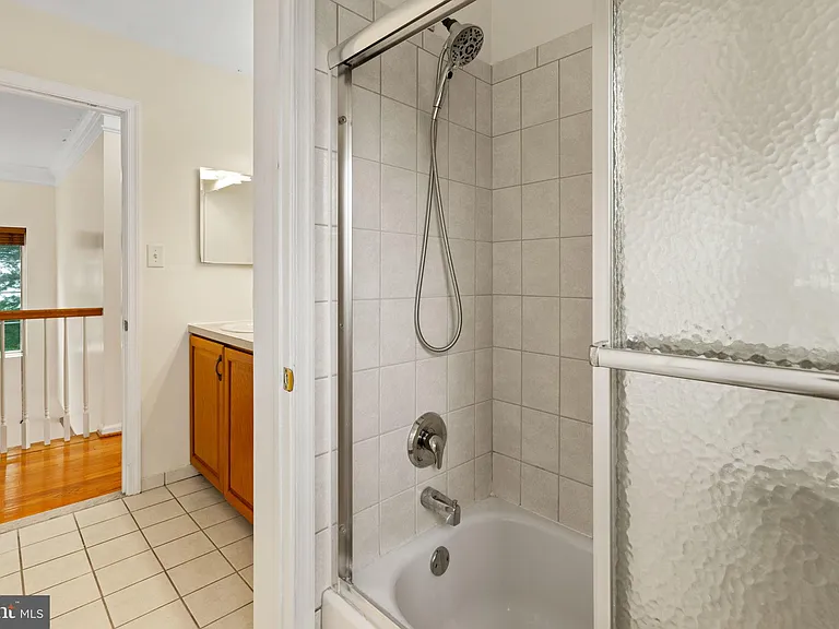 13100 Bustleton Ave — Photo 30