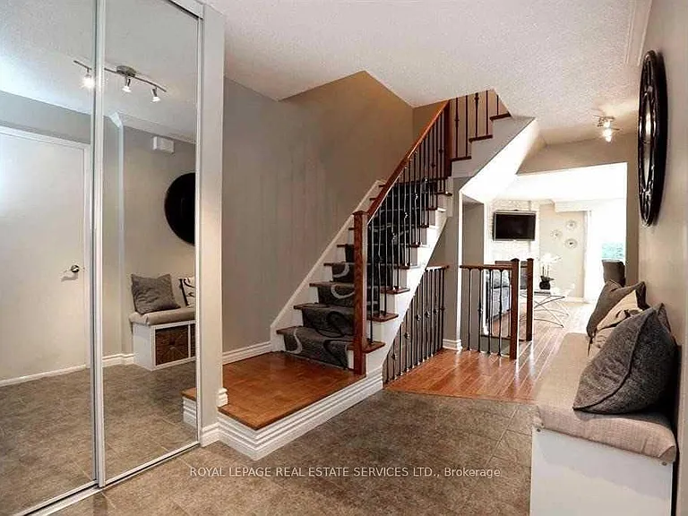 4111 Arbour Green Dr #7 — Photo 2