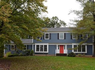 20 Vom Eigen Dr, Morristown, NJ 07960