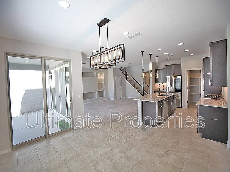 8920 W Marshall Ave — Photo 7
