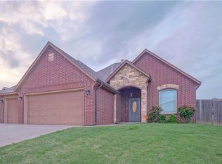 11733 SW 24th Ter, Yukon, OK 73099