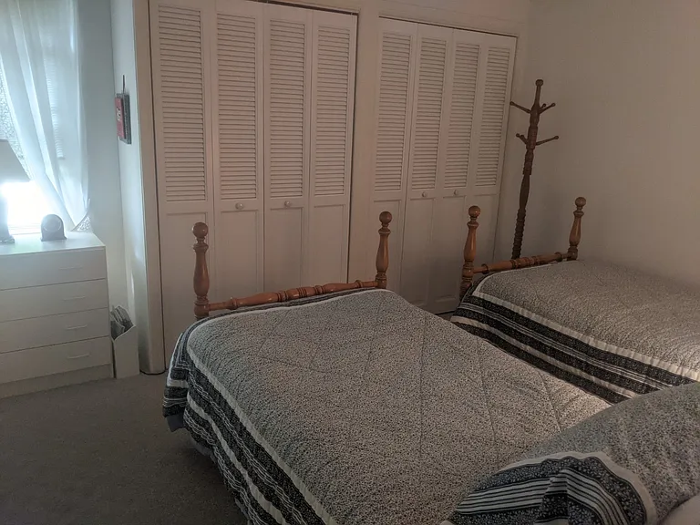 2421 Lakefront Dr — Photo 18